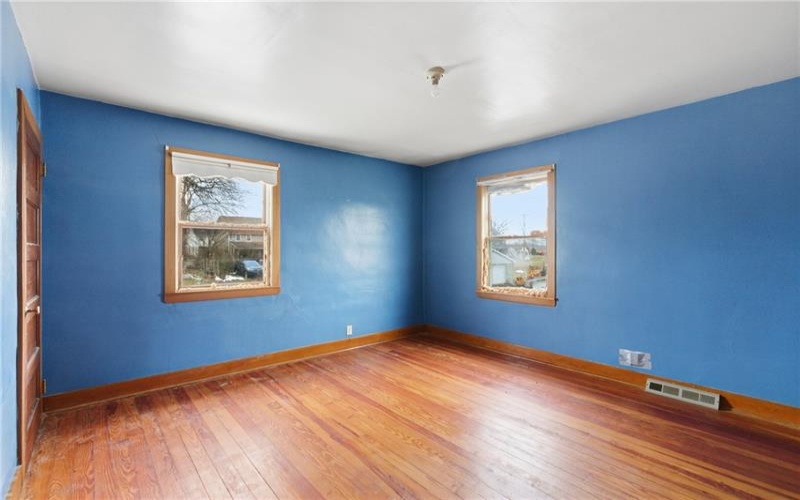 87 United Rd, Mount Pleasant, 15666, 4 Bedrooms Bedrooms, ,1.1 BathroomsBathrooms,Residential,For Sale,United Rd,1742215