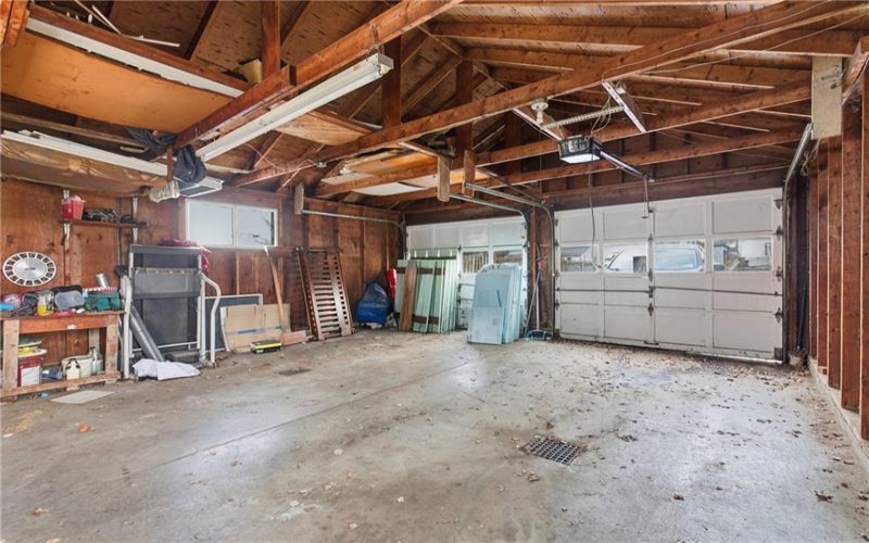 87 United Rd, Mount Pleasant, 15666, 4 Bedrooms Bedrooms, ,1.1 BathroomsBathrooms,Residential,For Sale,United Rd,1742215