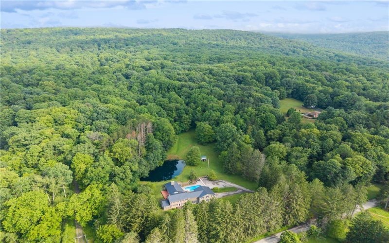 513 Austraw Rd, Ligonier, 15658, 4 Bedrooms Bedrooms, ,4.2 BathroomsBathrooms,Farm-acreage-lot,For Sale,HOUSE, SPRING HOUSE, SHED,Austraw Rd,1739413