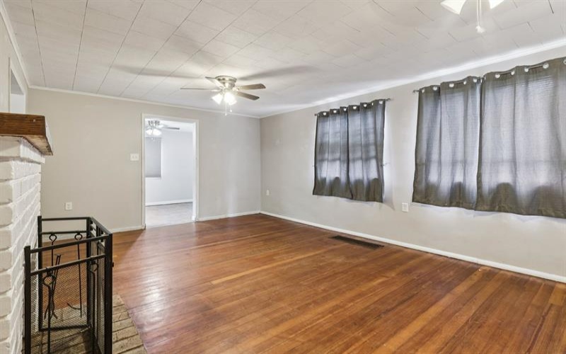 130 Pershing BOULEVARD, Nemacolin, 15351, 3 Bedrooms Bedrooms, 7 Rooms Rooms,1.1 BathroomsBathrooms,Residential,For Sale,Pershing,1747005