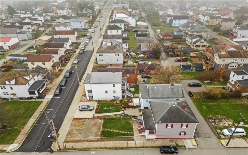 305 Perry Como Ave, Canonsburg, 15317, 3 Bedrooms Bedrooms, 9 Rooms Rooms,1.1 BathroomsBathrooms,Residential,For Sale,Perry Como Ave,1731472