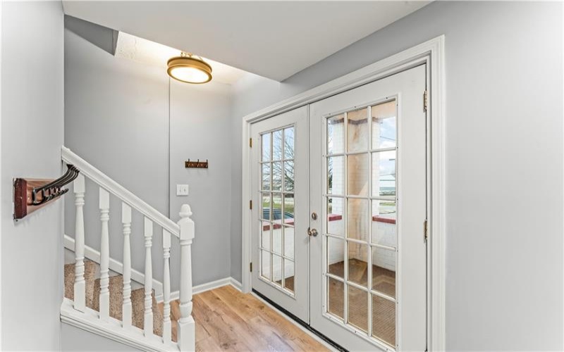 305 Perry Como Ave, Canonsburg, 15317, 3 Bedrooms Bedrooms, 9 Rooms Rooms,1.1 BathroomsBathrooms,Residential,For Sale,Perry Como Ave,1731472