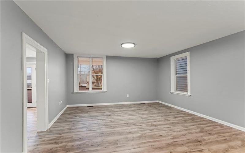 305 Perry Como Ave, Canonsburg, 15317, 3 Bedrooms Bedrooms, 9 Rooms Rooms,1.1 BathroomsBathrooms,Residential,For Sale,Perry Como Ave,1731472