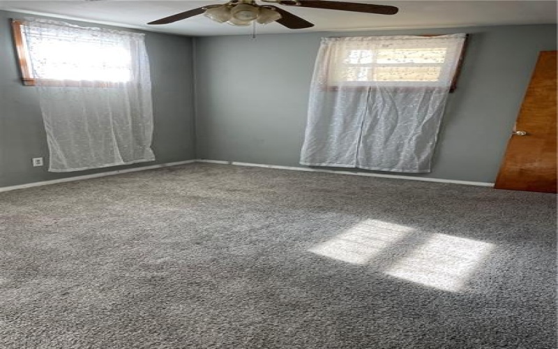 702 Lookout Ave, Charleroi, 15022, 3 Bedrooms Bedrooms, ,1.1 BathroomsBathrooms,Residential,For Sale,Lookout Ave,1747025