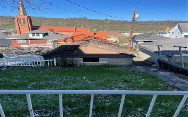 702 Lookout Ave, Charleroi, 15022, 3 Bedrooms Bedrooms, ,1.1 BathroomsBathrooms,Residential,For Sale,Lookout Ave,1747025