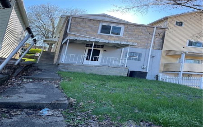 702 Lookout Ave, Charleroi, 15022, 3 Bedrooms Bedrooms, ,1.1 BathroomsBathrooms,Residential,For Sale,Lookout Ave,1747025