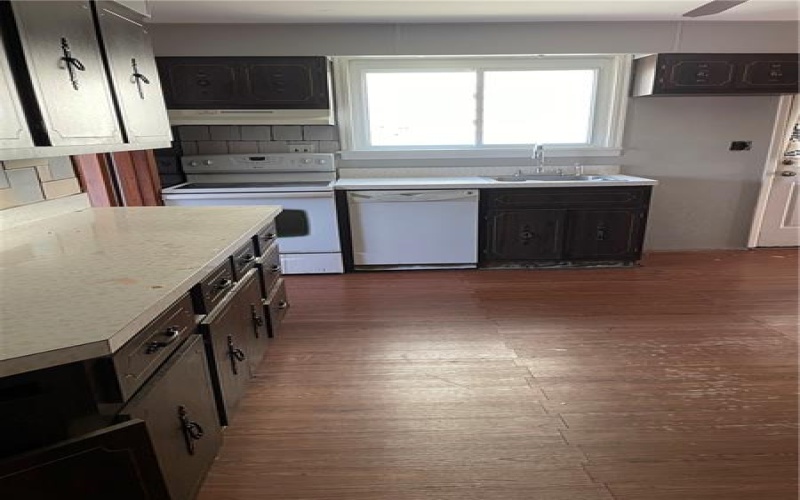 702 Lookout Ave, Charleroi, 15022, 3 Bedrooms Bedrooms, ,1.1 BathroomsBathrooms,Residential,For Sale,Lookout Ave,1747025
