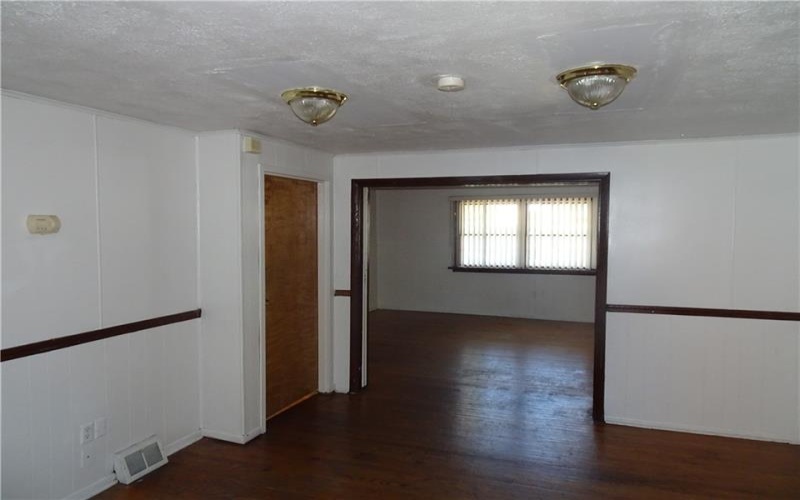 227 6th St, Youngwood, 15697, 3 Bedrooms Bedrooms, ,2 BathroomsBathrooms,Lease,For Rent,6th St,1725011