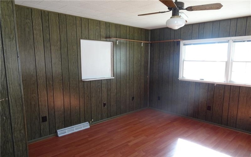 227 6th St, Youngwood, 15697, 3 Bedrooms Bedrooms, ,2 BathroomsBathrooms,Lease,For Rent,6th St,1725011