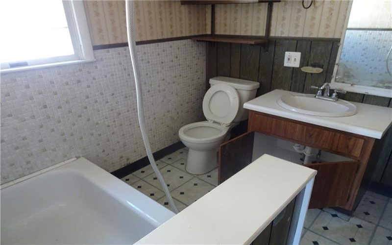 227 6th St, Youngwood, 15697, 3 Bedrooms Bedrooms, ,2 BathroomsBathrooms,Lease,For Rent,6th St,1725011