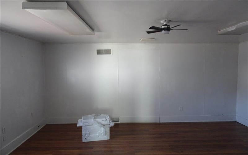 227 6th St, Youngwood, 15697, 3 Bedrooms Bedrooms, ,2 BathroomsBathrooms,Lease,For Rent,6th St,1725011