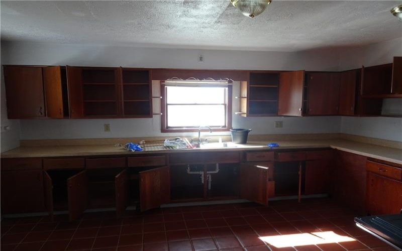 227 6th St, Youngwood, 15697, 3 Bedrooms Bedrooms, ,2 BathroomsBathrooms,Lease,For Rent,6th St,1725011