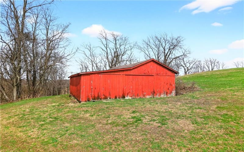 303 Hartley Hill Rd, Adah, 15410, 3 Bedrooms Bedrooms, ,2 BathroomsBathrooms,Farm-acreage-lot,For Sale,detached garage, 2 barns,Hartley Hill Rd,1747028