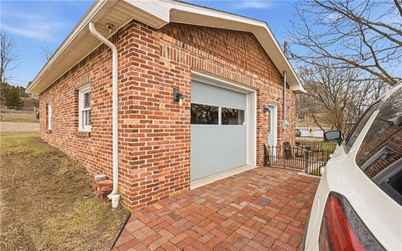413 Broadway, Rockwood, 15557, 3 Bedrooms Bedrooms, 7 Rooms Rooms,3 BathroomsBathrooms,Residential,For Sale,Broadway,1742279