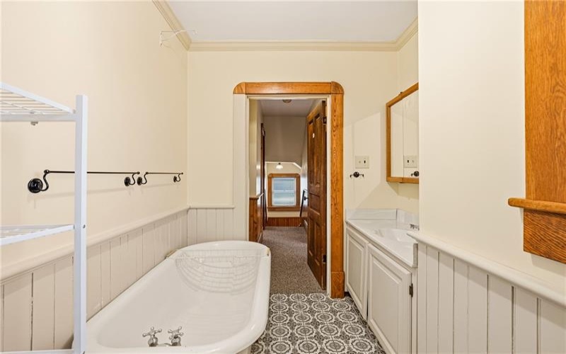413 Broadway, Rockwood, 15557, 3 Bedrooms Bedrooms, 7 Rooms Rooms,3 BathroomsBathrooms,Residential,For Sale,Broadway,1742279
