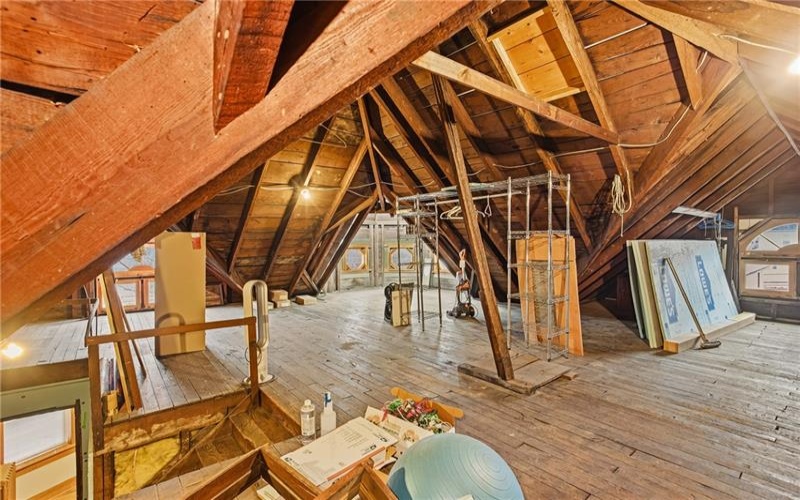 413 Broadway, Rockwood, 15557, 3 Bedrooms Bedrooms, 7 Rooms Rooms,3 BathroomsBathrooms,Residential,For Sale,Broadway,1742279