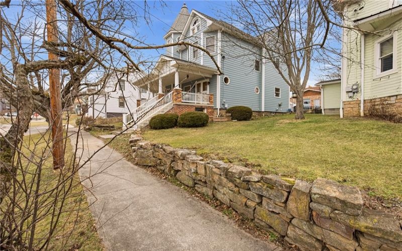 413 Broadway, Rockwood, 15557, 3 Bedrooms Bedrooms, 7 Rooms Rooms,3 BathroomsBathrooms,Residential,For Sale,Broadway,1742279