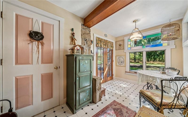 RD#1 LIGONIER SOUTH, LIGONIER, 15687, 3 Bedrooms Bedrooms, 7 Rooms Rooms,1.2 BathroomsBathrooms,Residential,For Sale,LIGONIER SOUTH,1725024