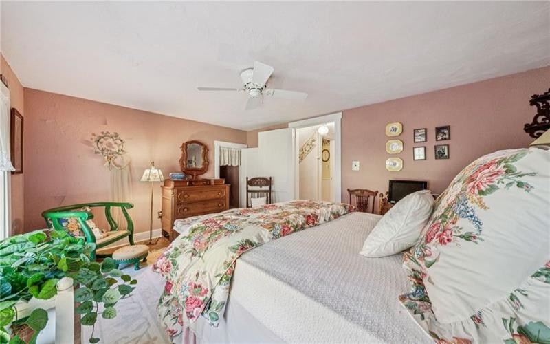RD#1 LIGONIER SOUTH, LIGONIER, 15687, 3 Bedrooms Bedrooms, 7 Rooms Rooms,1.2 BathroomsBathrooms,Residential,For Sale,LIGONIER SOUTH,1725024