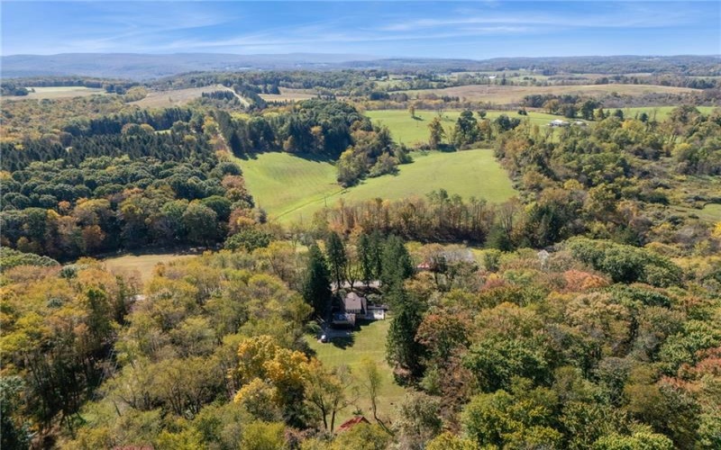 RD#1 LIGONIER SOUTH, LIGONIER, 15687, 3 Bedrooms Bedrooms, 7 Rooms Rooms,1.2 BathroomsBathrooms,Residential,For Sale,LIGONIER SOUTH,1725024