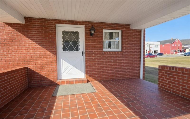 404 Indiana Avenue, Avonmore, 15618, 4 Bedrooms Bedrooms, 11 Rooms Rooms,2.1 BathroomsBathrooms,Residential,For Sale,Indiana Avenue,1742288