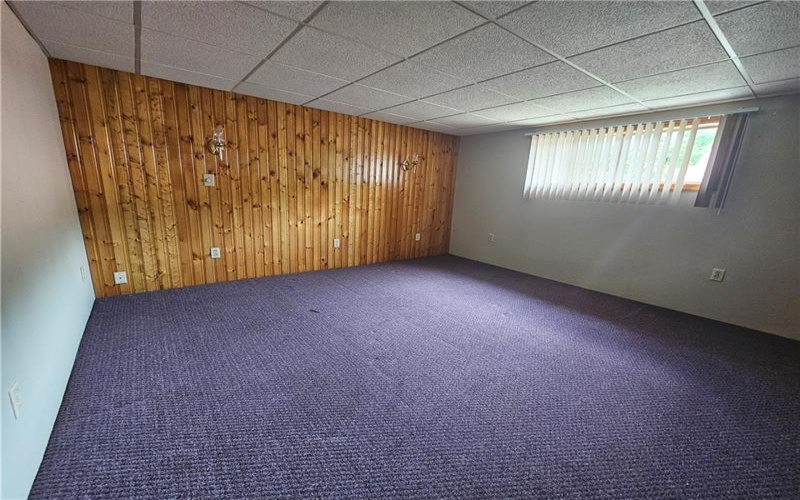 326 Riverside Dr, Belle Vernon, 15479, 5 Bedrooms Bedrooms, 10 Rooms Rooms,1.1 BathroomsBathrooms,Residential,For Sale,Riverside Dr,1739514