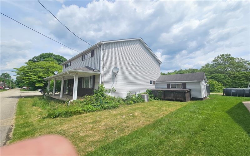 326 Riverside Dr, Belle Vernon, 15479, 5 Bedrooms Bedrooms, 10 Rooms Rooms,1.1 BathroomsBathrooms,Residential,For Sale,Riverside Dr,1739514