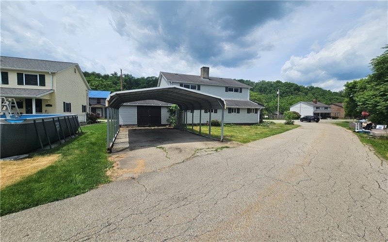 326 Riverside Dr, Belle Vernon, 15479, 5 Bedrooms Bedrooms, 10 Rooms Rooms,1.1 BathroomsBathrooms,Residential,For Sale,Riverside Dr,1739514
