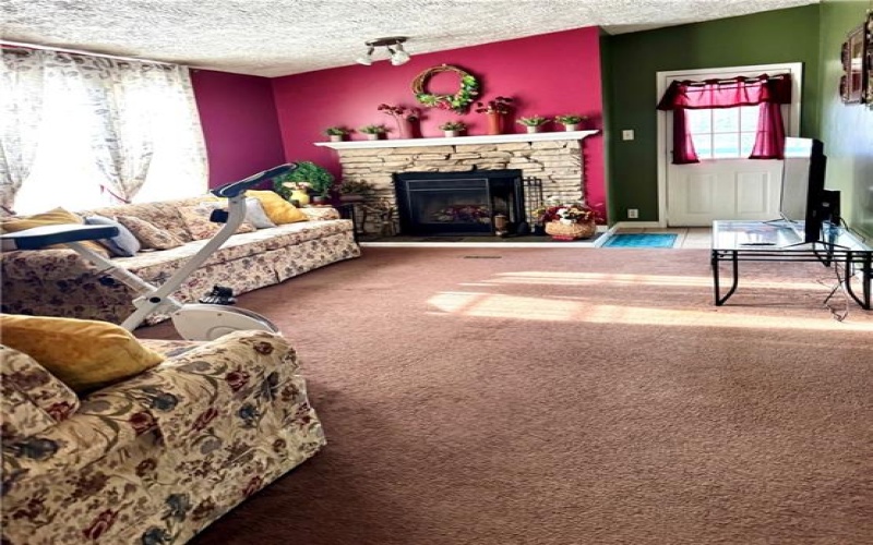 132 Victoria Ln, Hopwood, 15445, 3 Bedrooms Bedrooms, 7 Rooms Rooms,2 BathroomsBathrooms,Residential,For Sale,Victoria Ln,1742310