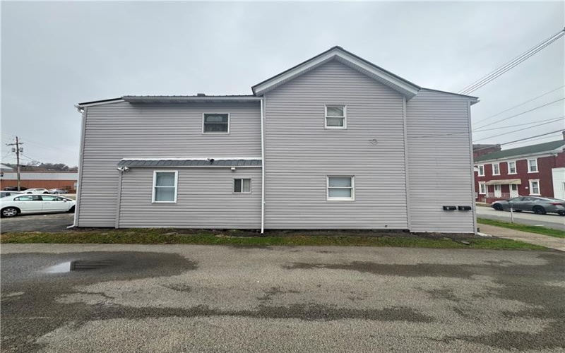 445 2nd St, California, 15419, 5 Bedrooms Bedrooms, 9 Rooms Rooms,3 BathroomsBathrooms,Residential,For Sale,2nd St,1731605