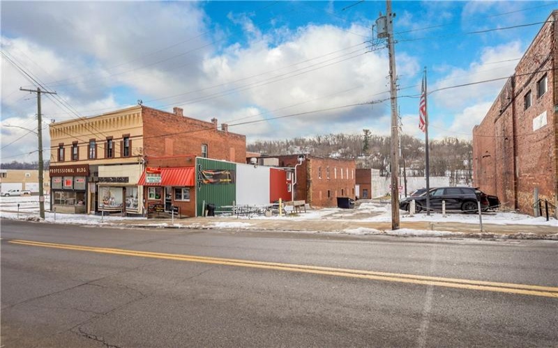 114 Lincoln Ave, McDonald, 15057, ,Commercial-industrial-business,For Sale,Lincoln Ave,1736104