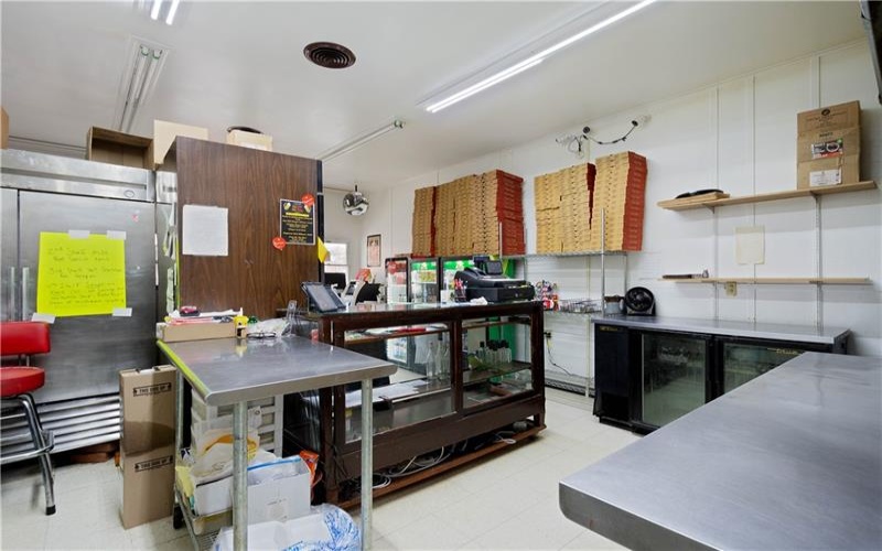 114 Lincoln Ave, McDonald, 15057, ,Commercial-industrial-business,For Sale,Lincoln Ave,1736104