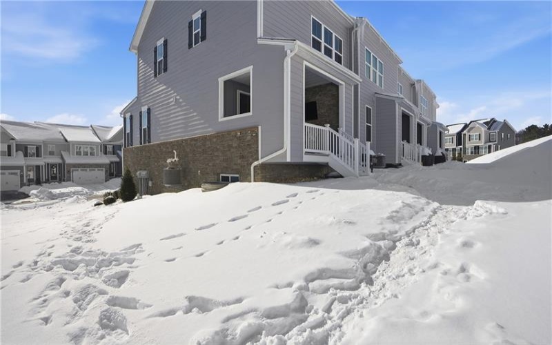 401 SPRUCE LANE, Canonsburg, 15317, 4 Bedrooms Bedrooms, 7 Rooms Rooms,3.1 BathroomsBathrooms,Residential,For Sale,SPRUCE LANE,1739520