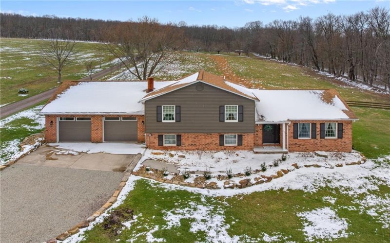 147 Fike Ln, Addison, 15411, 3 Bedrooms Bedrooms, ,3 BathroomsBathrooms,Residential,For Sale,Fike Ln,1744784