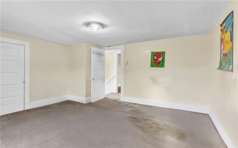 1233 Kenneth Avenue, New Kensington, 15068, 5 Bedrooms Bedrooms, ,1 BathroomBathrooms,Residential,For Sale,Kenneth Avenue,1739524