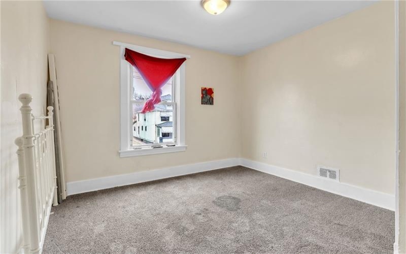 1233 Kenneth Avenue, New Kensington, 15068, 5 Bedrooms Bedrooms, ,1 BathroomBathrooms,Residential,For Sale,Kenneth Avenue,1739524