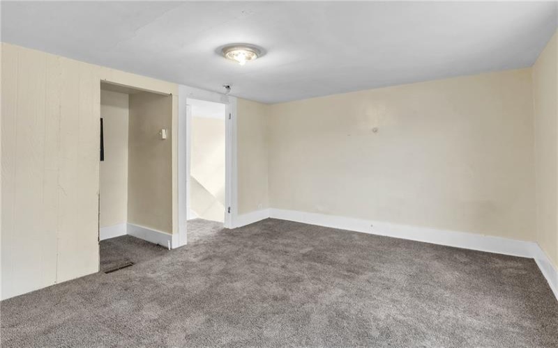 1233 Kenneth Avenue, New Kensington, 15068, 5 Bedrooms Bedrooms, ,1 BathroomBathrooms,Residential,For Sale,Kenneth Avenue,1739524
