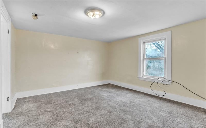 1233 Kenneth Avenue, New Kensington, 15068, 5 Bedrooms Bedrooms, ,1 BathroomBathrooms,Residential,For Sale,Kenneth Avenue,1739524