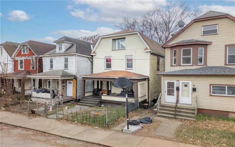 1233 Kenneth Avenue, New Kensington, 15068, 5 Bedrooms Bedrooms, ,1 BathroomBathrooms,Residential,For Sale,Kenneth Avenue,1739524