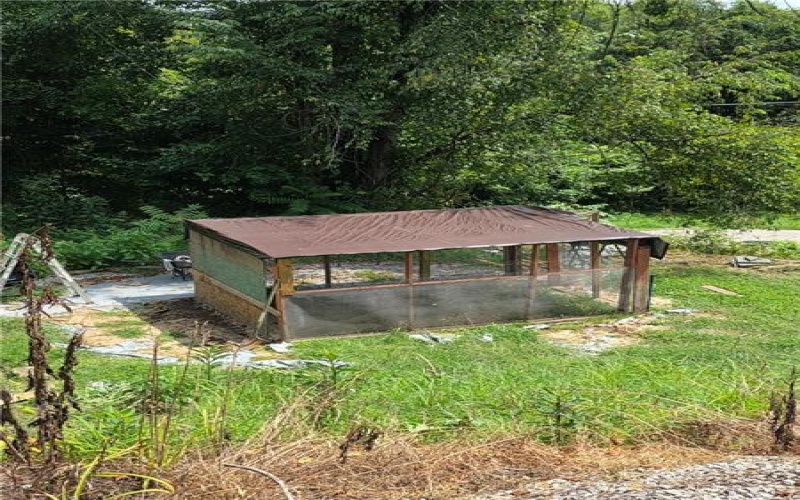 225 OLD FERRY, RICES LANDING, 15357, 3 Bedrooms Bedrooms, 7 Rooms Rooms,1 BathroomBathrooms,Residential,For Sale,OLD FERRY,1744789