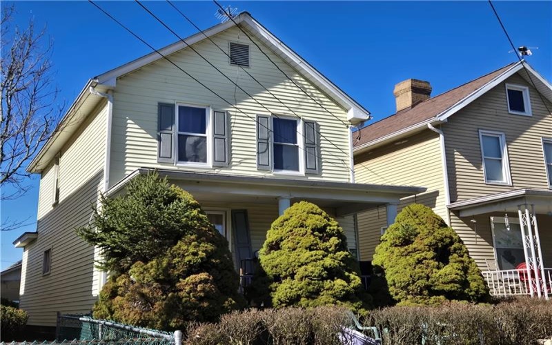 614 Howard St, Brownsville, 15417, 2 Bedrooms Bedrooms, ,1.1 BathroomsBathrooms,Residential,For Sale,Howard St,1742344