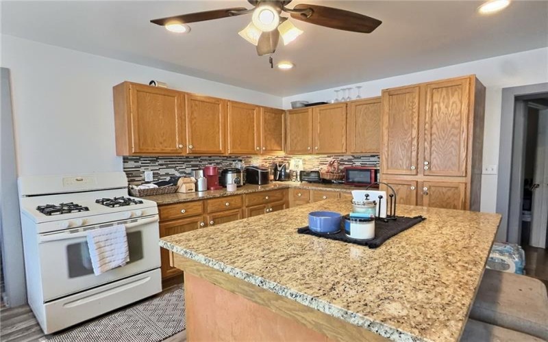 23 Main St, Taylorstown, 15365, 3 Bedrooms Bedrooms, 7 Rooms Rooms,1 BathroomBathrooms,Residential,For Sale,Main St,1747082