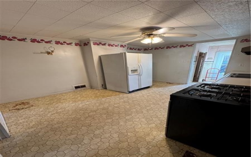 444 Isabella Ave, Charleroi, 15022, 3 Bedrooms Bedrooms, 6 Rooms Rooms,2 BathroomsBathrooms,Residential,For Sale,Isabella Ave,1731662