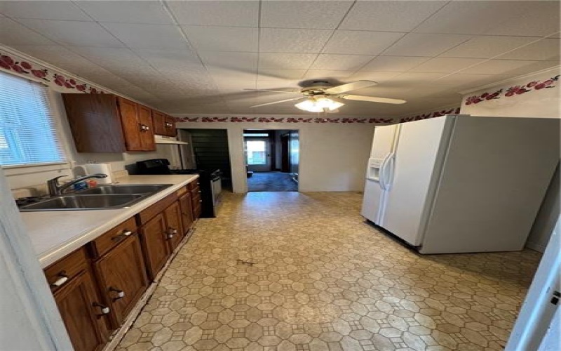 444 Isabella Ave, Charleroi, 15022, 3 Bedrooms Bedrooms, 6 Rooms Rooms,2 BathroomsBathrooms,Residential,For Sale,Isabella Ave,1731662