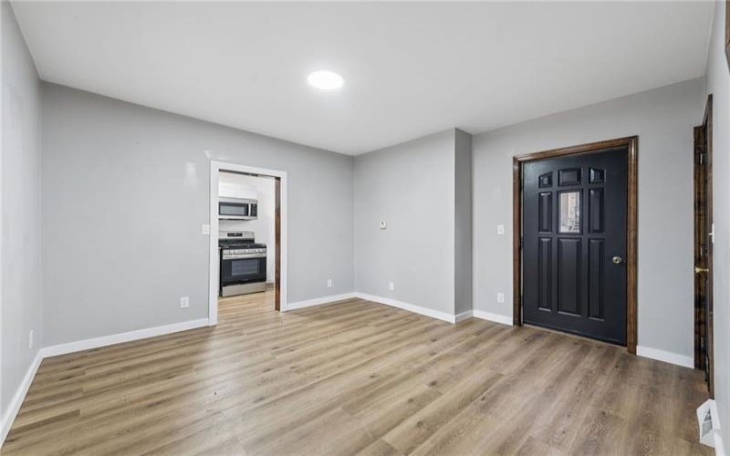 330 Braeburn Road, Lower Burrell, 15068, 2 Bedrooms Bedrooms, 6 Rooms Rooms,1 BathroomBathrooms,Residential,For Sale,Braeburn Road,1744801