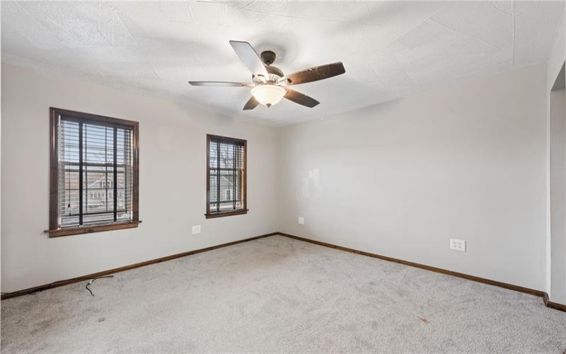 330 Braeburn Road, Lower Burrell, 15068, 2 Bedrooms Bedrooms, 6 Rooms Rooms,1 BathroomBathrooms,Residential,For Sale,Braeburn Road,1744801