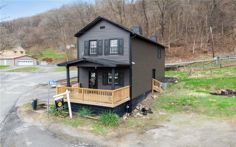 330 Braeburn Road, Lower Burrell, 15068, 2 Bedrooms Bedrooms, 6 Rooms Rooms,1 BathroomBathrooms,Residential,For Sale,Braeburn Road,1744801