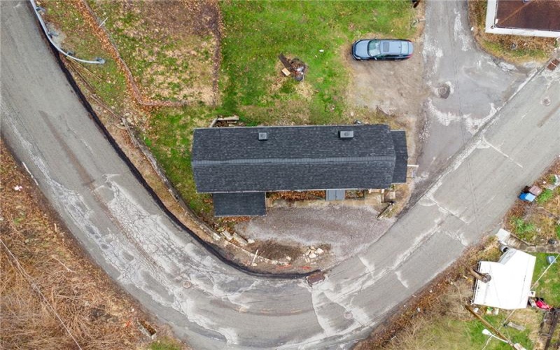 330 Braeburn Road, Lower Burrell, 15068, 2 Bedrooms Bedrooms, 6 Rooms Rooms,1 BathroomBathrooms,Residential,For Sale,Braeburn Road,1744801