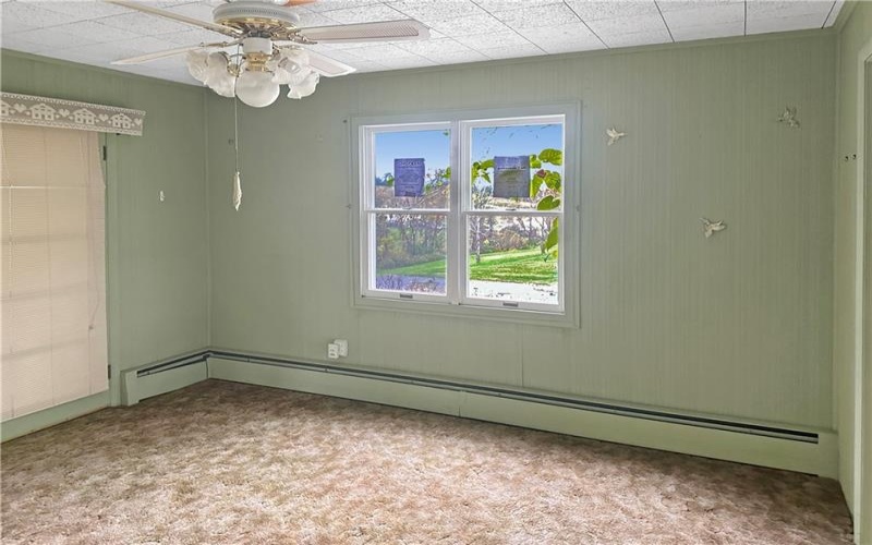 346 Eighty Eight Rd, Carmichaels, 15320, 3 Bedrooms Bedrooms, 6 Rooms Rooms,2 BathroomsBathrooms,Residential,For Sale,Eighty Eight Rd,1725295