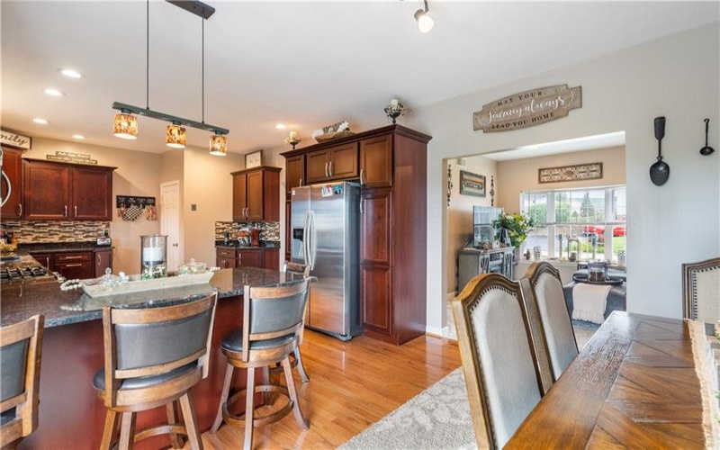 132 Edgewood Dr, New Stanton, 15672, 3 Bedrooms Bedrooms, 9 Rooms Rooms,2.1 BathroomsBathrooms,Residential,For Sale,Edgewood Dr,1736240